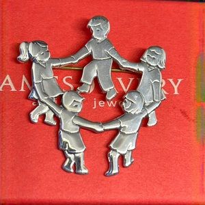 James Avery Dancing Kids Brooch Pink